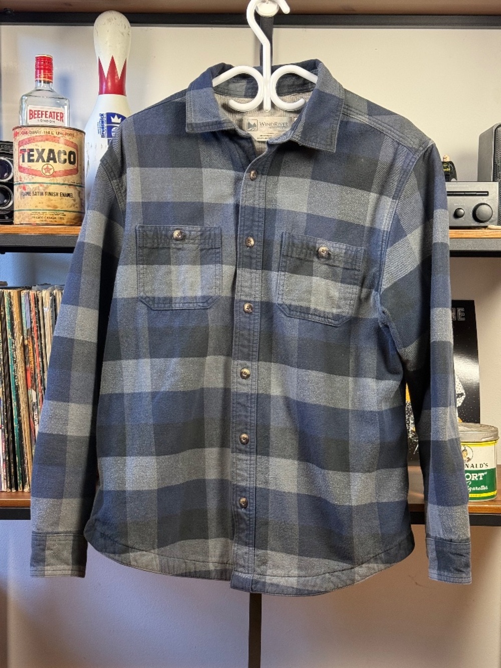 WindRiver men Plaid shirt button down size Large workwear/casual